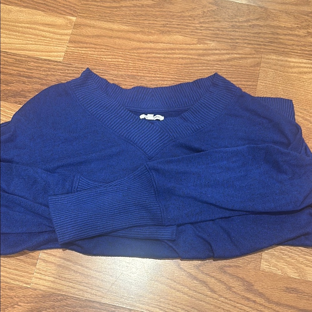 Maurice’s Blue V-Neck Women's Long Sleeve